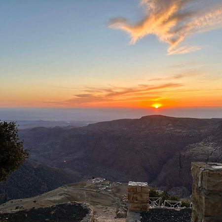 Jabal Dana Hotel - The Highest Hotel In Jordan Esterno foto