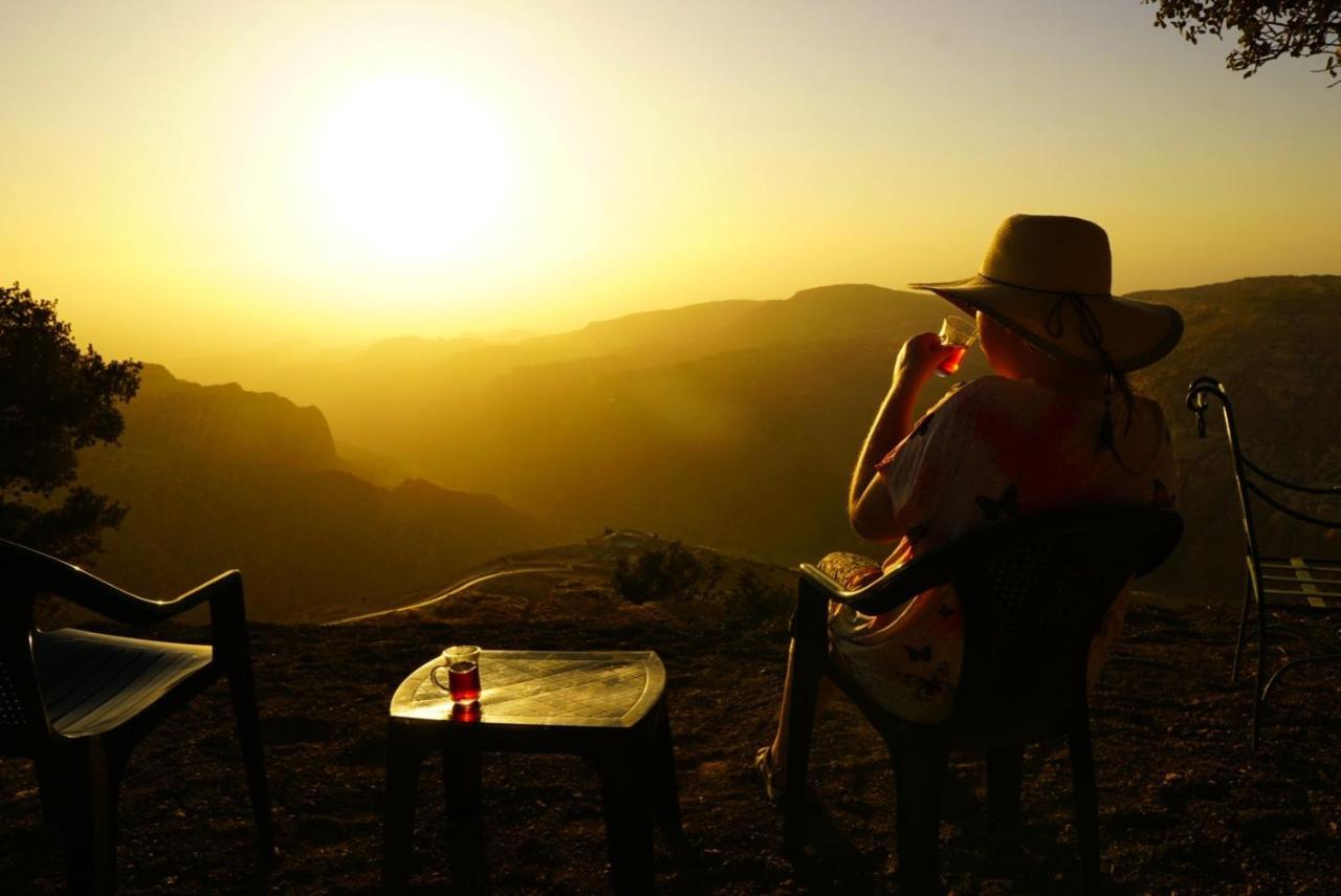 Jabal Dana Hotel - The Highest Hotel In Jordan Esterno foto