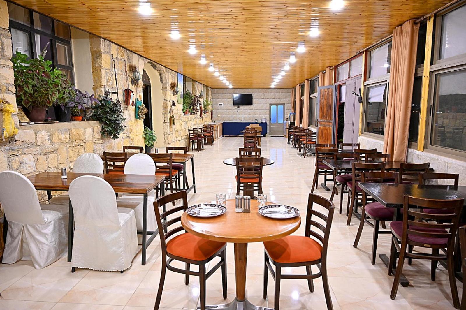 Jabal Dana Hotel - The Highest Hotel In Jordan Esterno foto